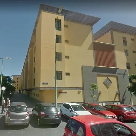 Isleta & Parking